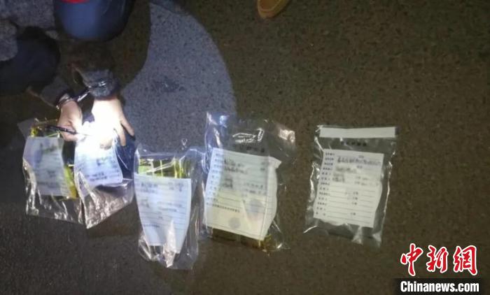 圖為云南警方查獲的毒品?！≡颇鲜」矎d供圖 攝
