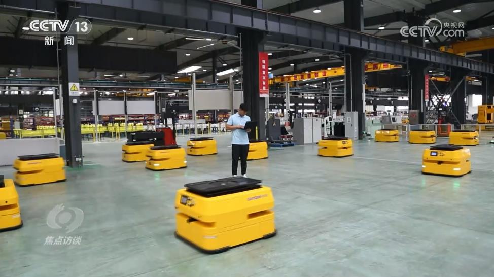 焦點訪談:中國經(jīng)濟亮眼開局 系列舉措力保消費恢復(fù)勢頭