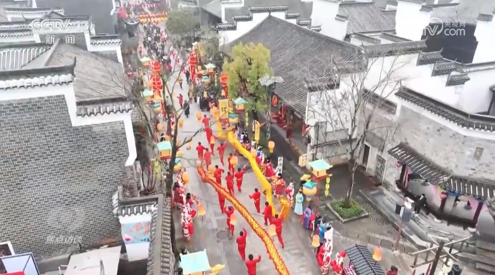 焦點訪談:中國經(jīng)濟亮眼開局 系列舉措力保消費恢復(fù)勢頭